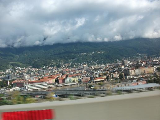 ....je näher wir Innsbruck kamen, desto größer die Gebäude dann...