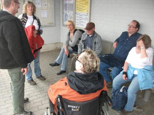 Dann ging zur Heimreise am Bahnhof Gessertshausen...