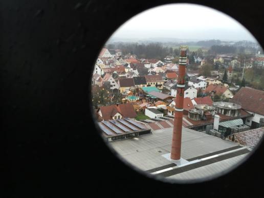 Blick vom Turm auf Weihnachtsmarkt